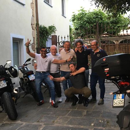 Il Nido Nel Borgo Casa Vacanze Camaiore Exterior foto